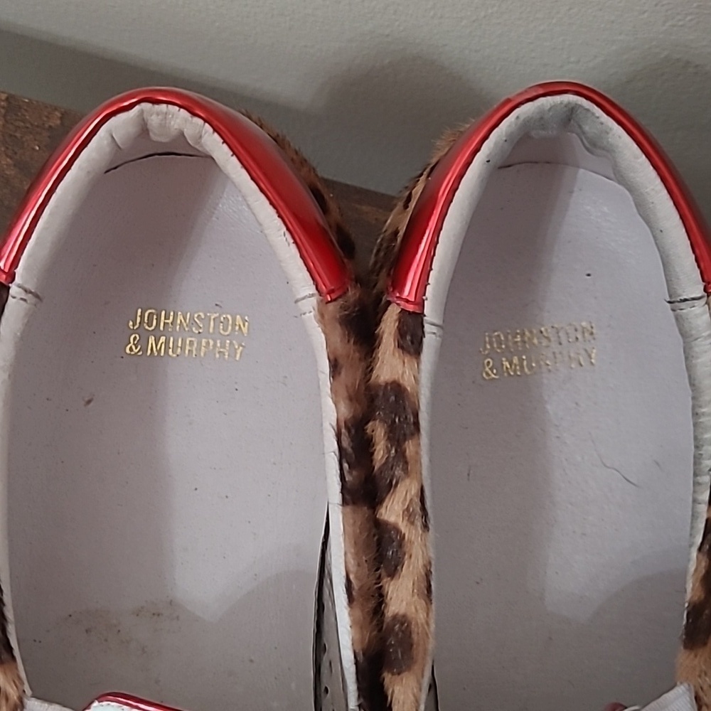 Johnston & Murphy White with Leopard Print & Red Patent Ankle Accent Sneaker 9.5 - Picture 7 of 9